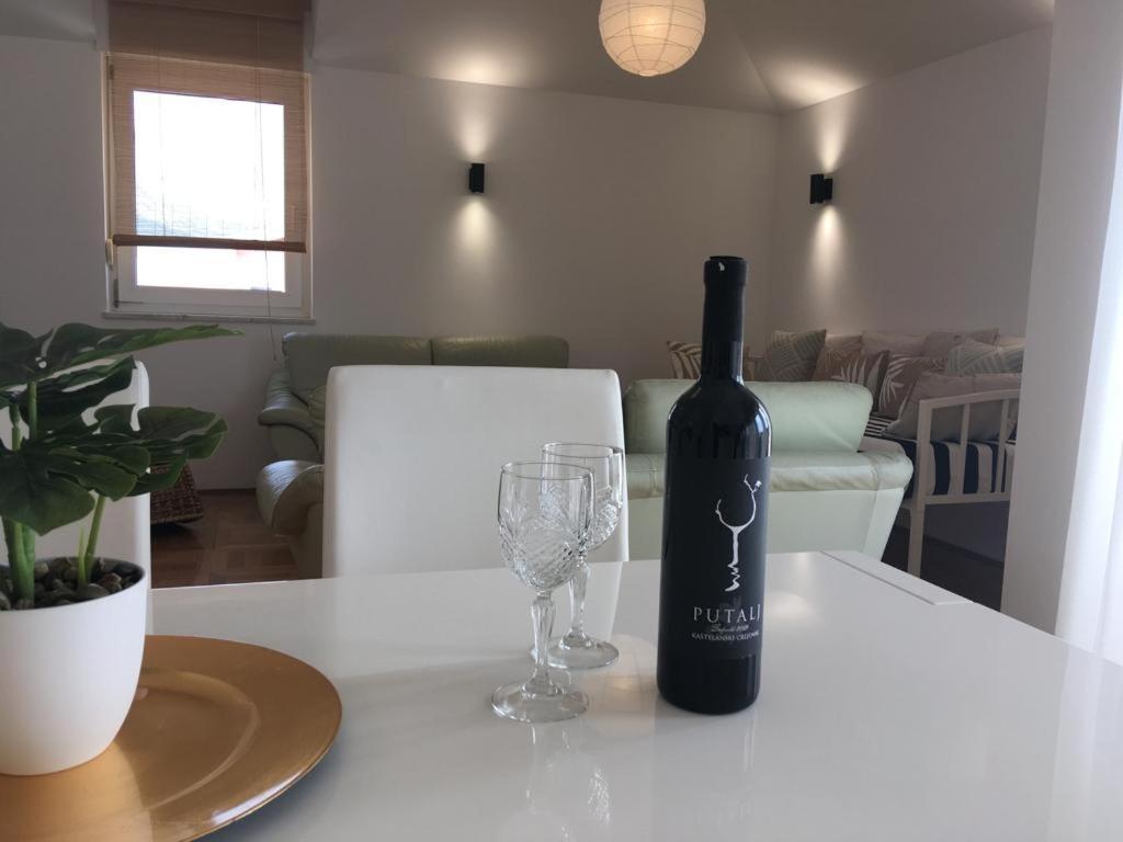 Apartment Barba Luka, Near Beach, Beautiful Views *