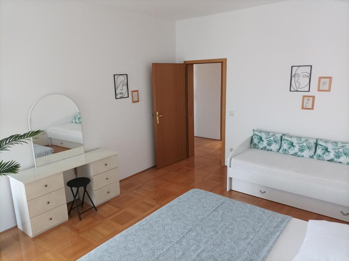 Barba Luka, Near Beach, Beautiful Views Apartment *
