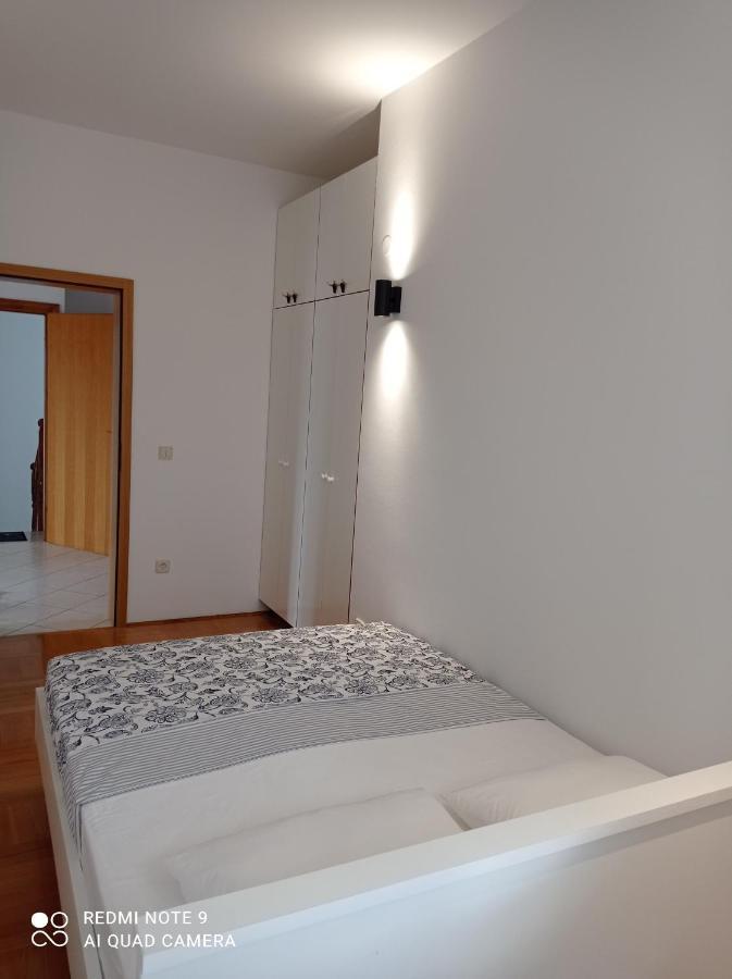 Barba Luka, Near Beach, Beautiful Views Apartment *
